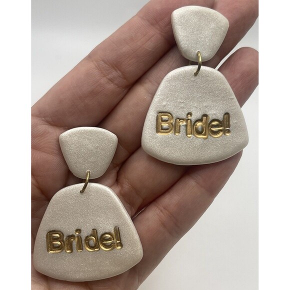 Handmade Polymer Clay Bride! Dangle Earrings In Pearlescent White & Gold New - Picture 1 of 5